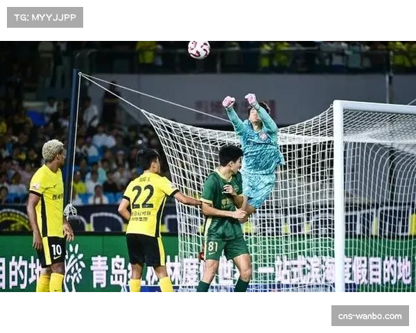 科莫队中场控制力强 传球成功率高但向前渗透不足